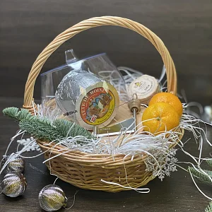 Праздничная корзина "Тет де Муан + жироль"